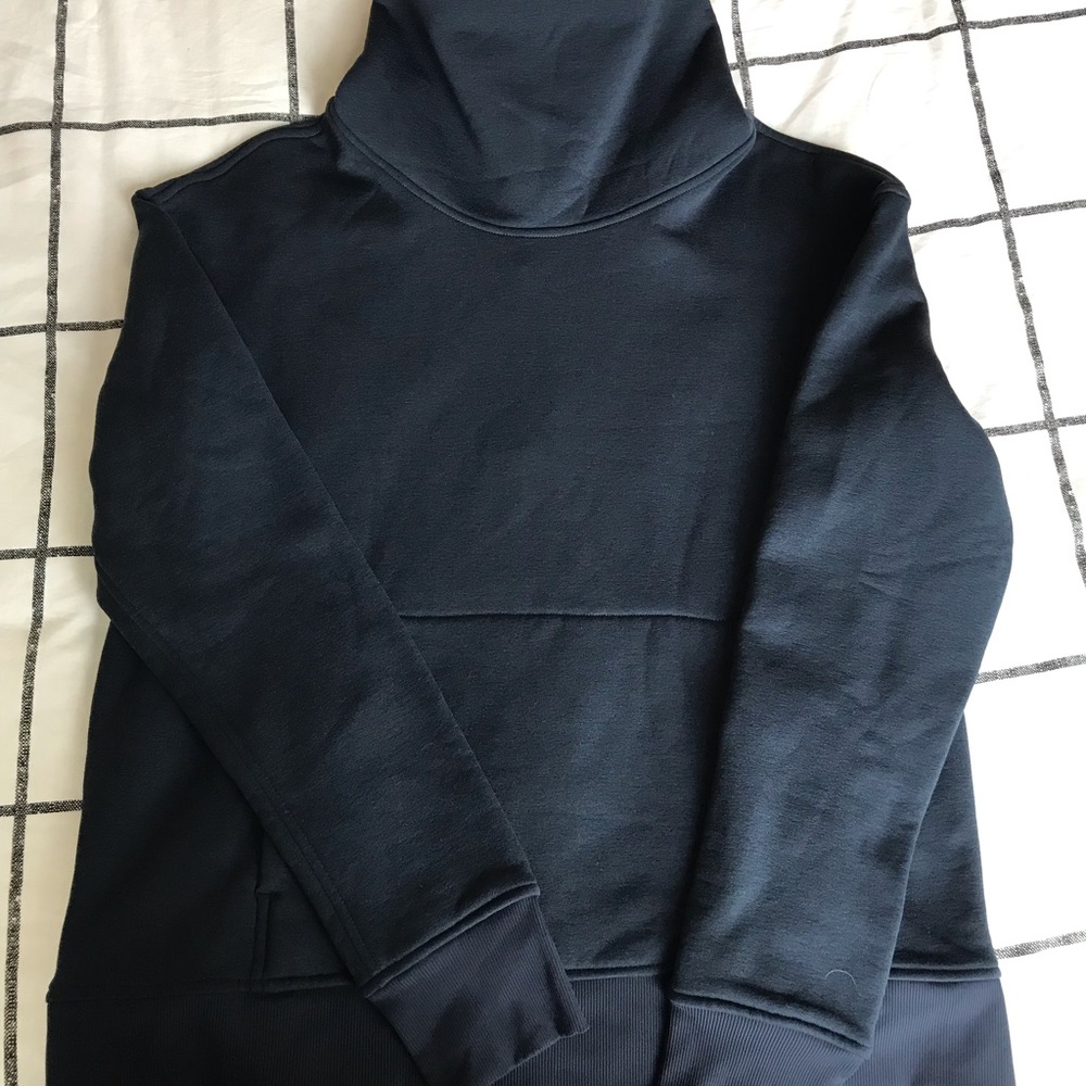 NWOT Lululemon Fleece Lined Turtleneck